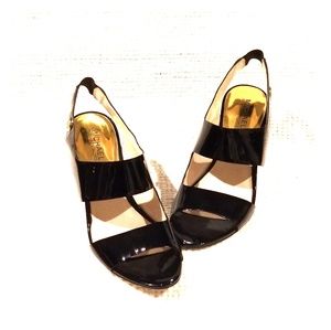 Michael Kors Black Pumps